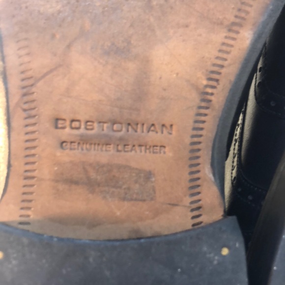Bostonian Black Leather Wingtip Oxford Shoes main image 7